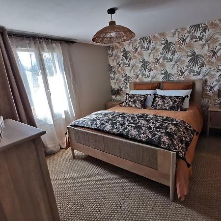 Gite - Chambres D'Hotes La Belle Helene ブレシュイール エクステリア 写真