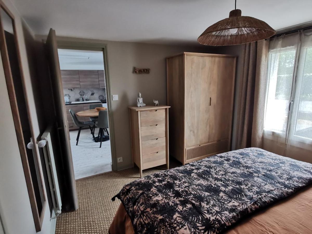 Gite - Chambres D'Hotes La Belle Helene ブレシュイール エクステリア 写真