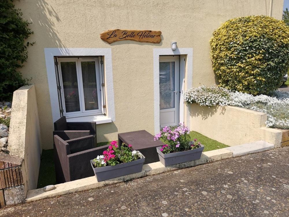 Gite - Chambres D'Hotes La Belle Helene ブレシュイール エクステリア 写真